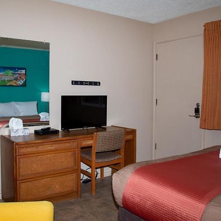 Bowmont Motel Penticton Dış mekan fotoğraf