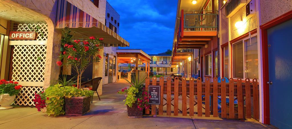 Bowmont Motel Penticton Dış mekan fotoğraf